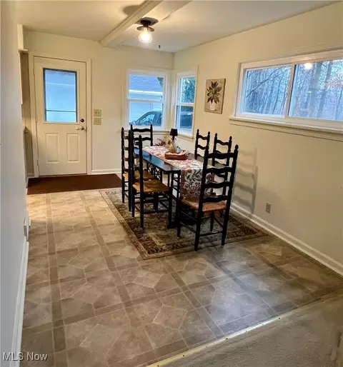 Dining - 733 Berkeley St, Kent, OH 44240 photo 2 of 2
