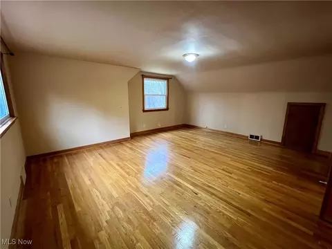 Bedroom - 733 Berkeley St, Kent, OH 44240 photo 6 of 9