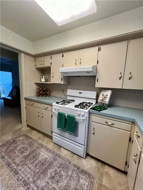 Kitchen - 733 Berkeley St, Kent, OH 44240 photo 2 of 2