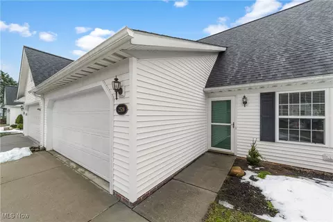2528 Clearwater Ln #18, Painesville, OH 44077