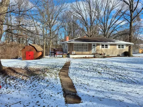 5023 Hecock Ave, Lorain, OH 44055
