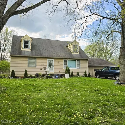 9384 N Marks Rd, Columbia Station, OH 44028