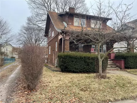 420 6th St NE, Massillon, OH 44646