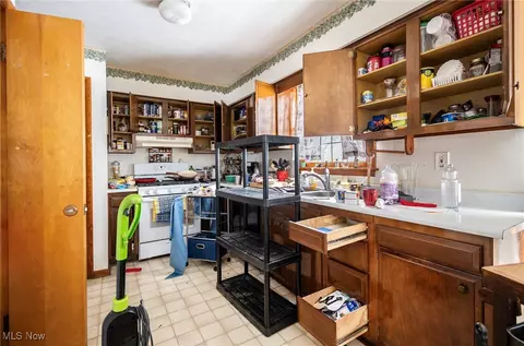 1814 Allen Ave, Ashtabula, OH 44004 photo 9