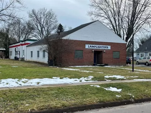 1007 Rebecca St, Wooster, OH 44691