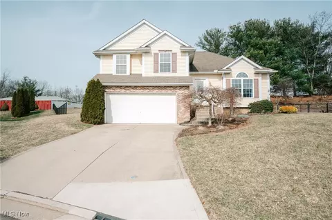 286 Shaw Ave NE, Massillon, OH 44646