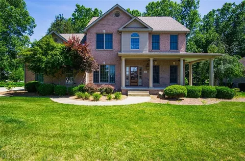 18 Henderson Cir, Williamstown, WV 26187