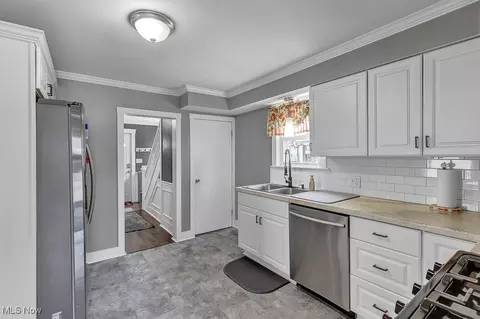 222 Cornell Ave, Elyria, OH 44035 photo 5