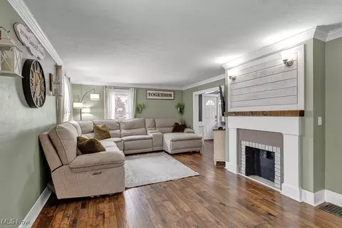 222 Cornell Ave, Elyria, OH 44035 photo 8
