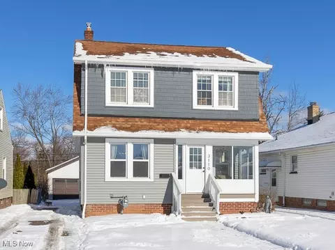 3110 Park Dr, Parma, OH 44134