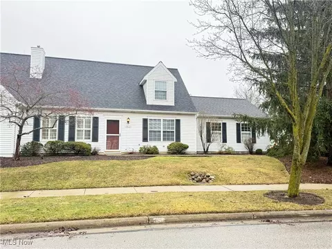 3473 E Prescott Cir, Cuyahoga Falls, OH 44223