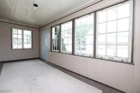 446 E Thornton St, Akron, OH 44311 photo 3