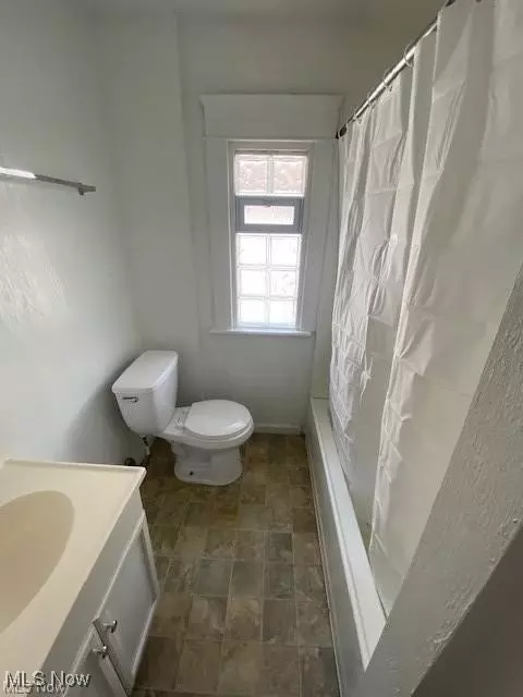 446 E Thornton St, Akron, OH 44311 photo 20