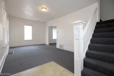 446 E Thornton St, Akron, OH 44311 photo 5