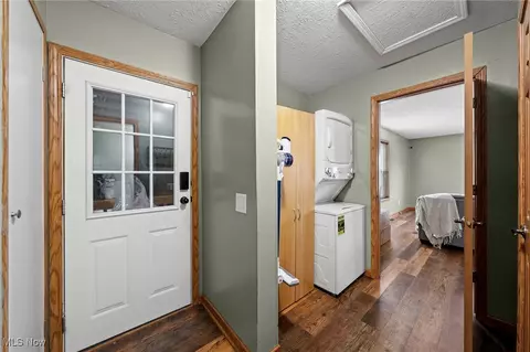 Entry Way - 40308 Whitney Rd, Lagrange, OH 44050 photo 5 of 5