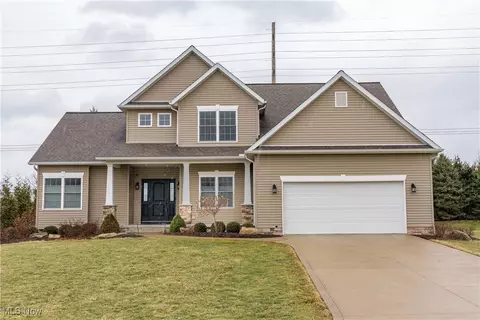 4998 Simsbury Cir NW, Massillon, OH 44646