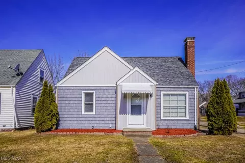 711 15th St NE, Canton, OH 44714
