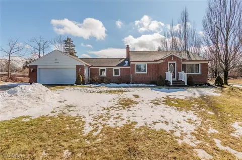 31950 Chardon Rd, Willoughby Hills, OH 44094