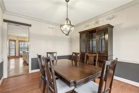 Dining - 492 Presidential Dr, Boardman, OH 44512 photo 1 of 3