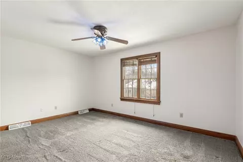 Bedroom - 492 Presidential Dr, Boardman, OH 44512 photo 3 of 8