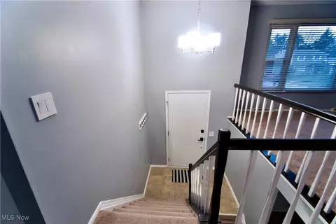 Entry Way - 4565 Hialeah Dr, Parma, OH 44134 photo 1 of 2