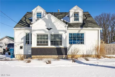 1203 State St, Vermilion, OH 44089