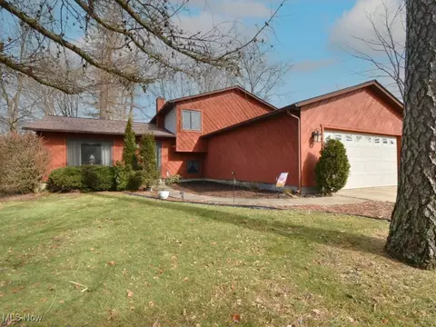 2665 Larchview Dr, Perry, OH 44081
