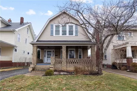 1240 French Ave, Lakewood, OH 44107