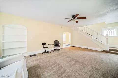 Living - 818 W 50th St, Ashtabula, OH 44004 photo 2 of 4