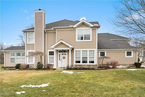 586 Vintage Pointe, Avon Lake, OH 44012