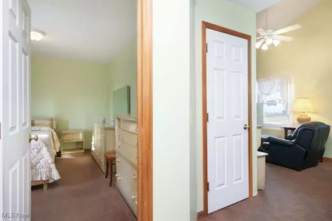 652 Thayer St, Akron, OH 44310 photo 27