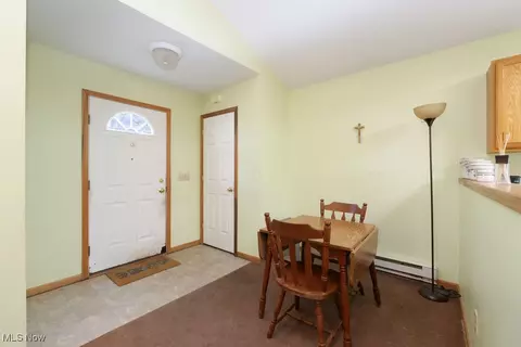 652 Thayer St, Akron, OH 44310 photo 8
