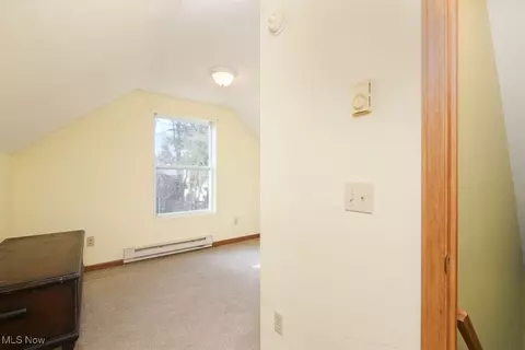 652 Thayer St, Akron, OH 44310 photo 32