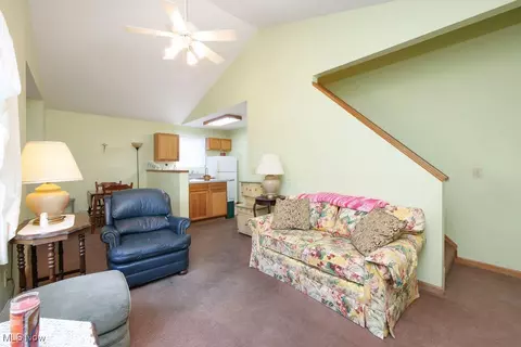 652 Thayer St, Akron, OH 44310 photo 15