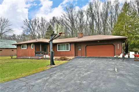 2222 Hyde Shaffer Rd, Bristolville, OH 44402