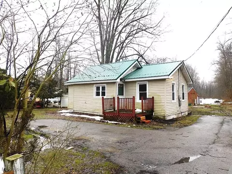 6244 N Ridge Rd W, Geneva, OH 44041