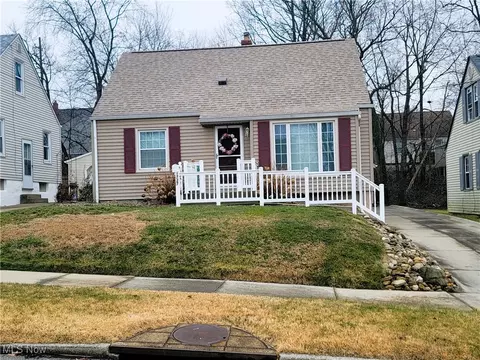 1727 Highview Ave, Akron, OH 44301
