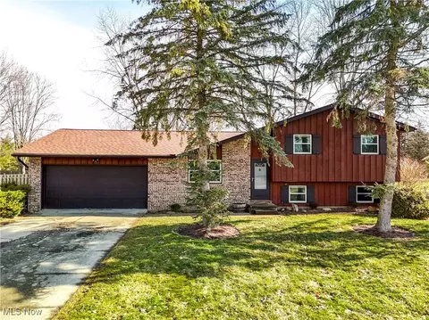 9145 Root Rd, North Ridgeville, OH 44039