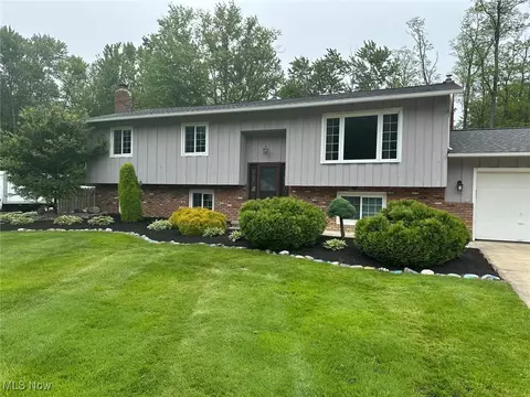 7463 Belvedere Dr, Mentor, OH 44060