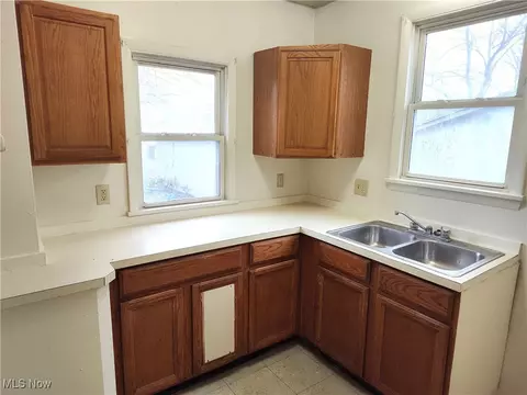 1249 W 48th St, Ashtabula, OH 44004 photo 21