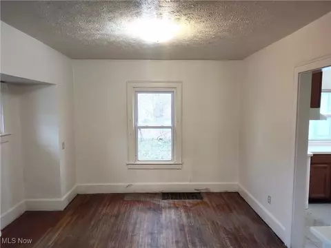 1249 W 48th St, Ashtabula, OH 44004 photo 16