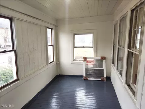 1249 W 48th St, Ashtabula, OH 44004 photo 9