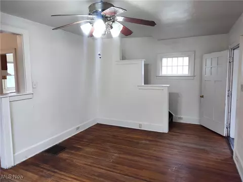 1249 W 48th St, Ashtabula, OH 44004 photo 14