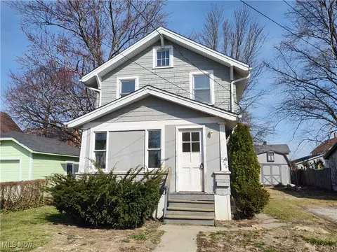 1249 W 48th St, Ashtabula, OH 44004 photo 3