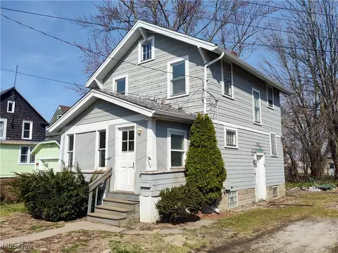 1249 W 48th St, Ashtabula, OH 44004 photo 6