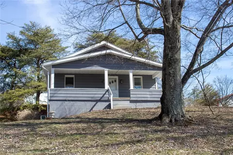 64350 Sunny Hill Ln, Cambridge, OH 43725