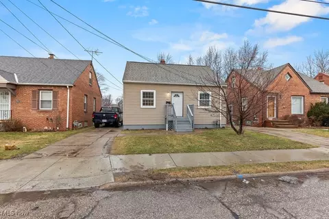 13508 Crossburn Ave, Cleveland, OH 44135