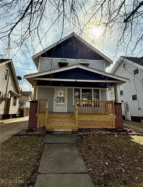 2701 Hood Ave, Cleveland, OH 44109