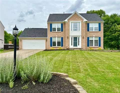 11208 Glen Abbey Dr, North Royalton, OH 44133