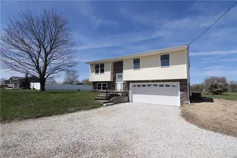 757 Eastern Rd, Doylestown, OH 44230 photo 3
